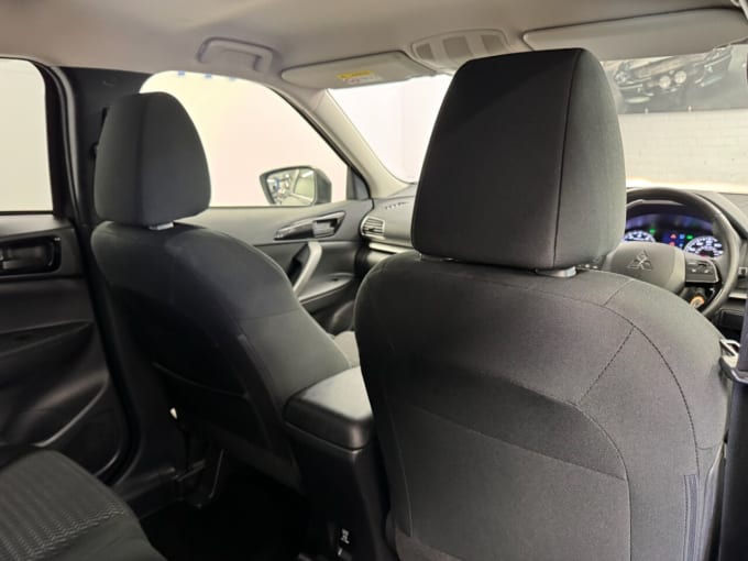 2025 Mitsubishi Eclipse Cross