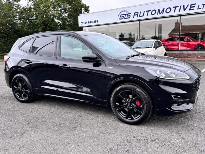 2025 Ford Kuga