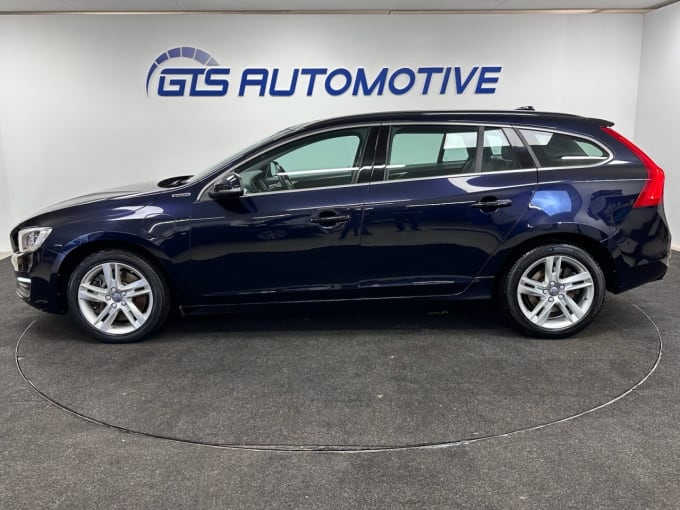 2025 Volvo V60