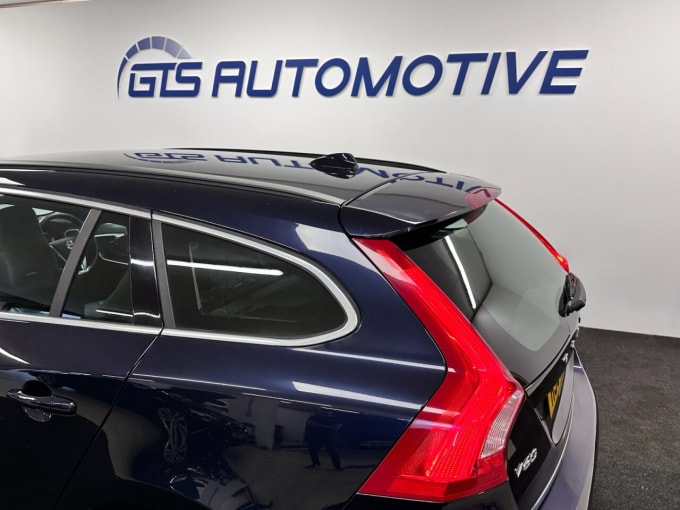 2025 Volvo V60