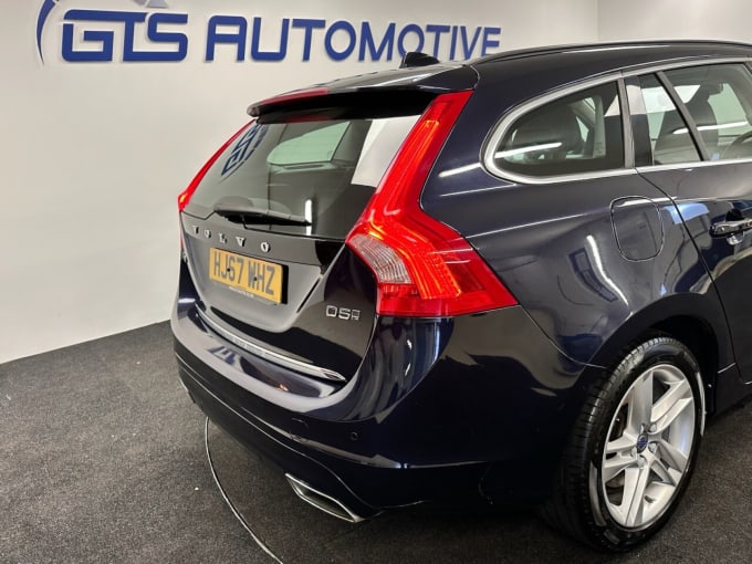 2025 Volvo V60