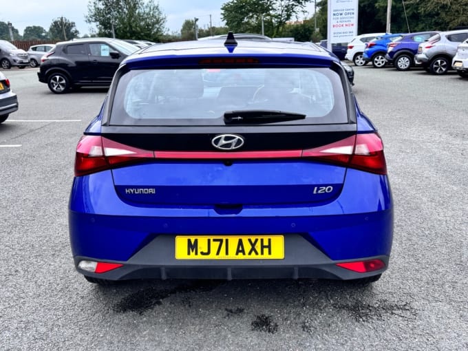 2025 Hyundai I20