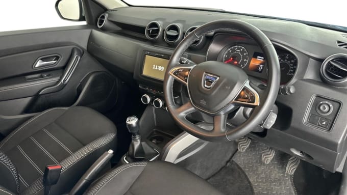 2025 Dacia Duster