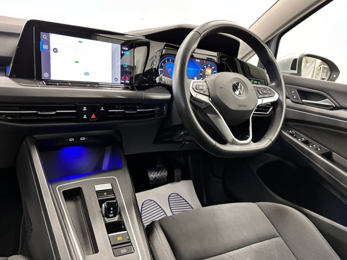 2025 Volkswagen Golf
