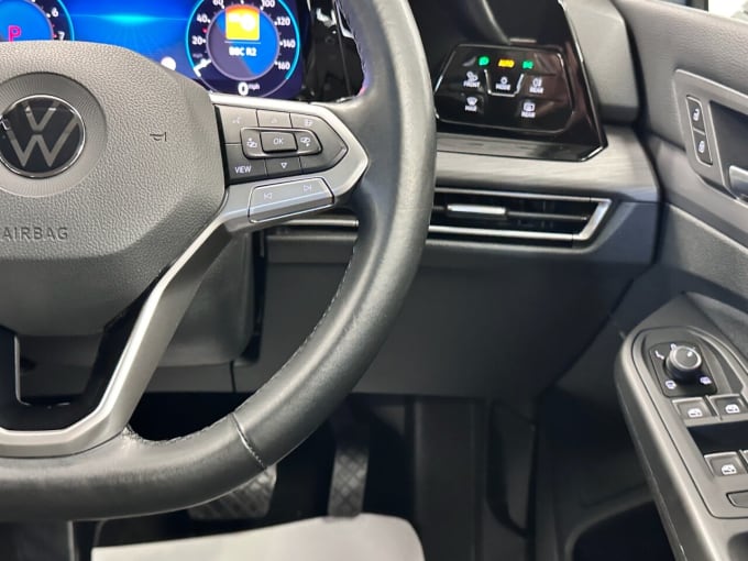 2025 Volkswagen Golf