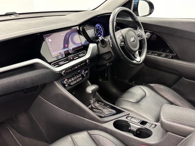 2025 Kia Niro