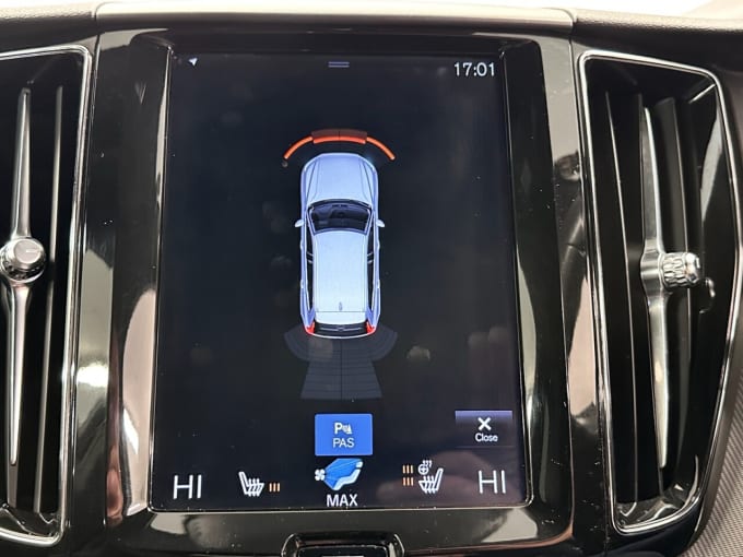 2025 Volvo Xc60