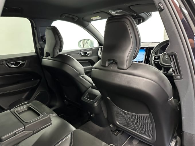 2025 Volvo Xc60
