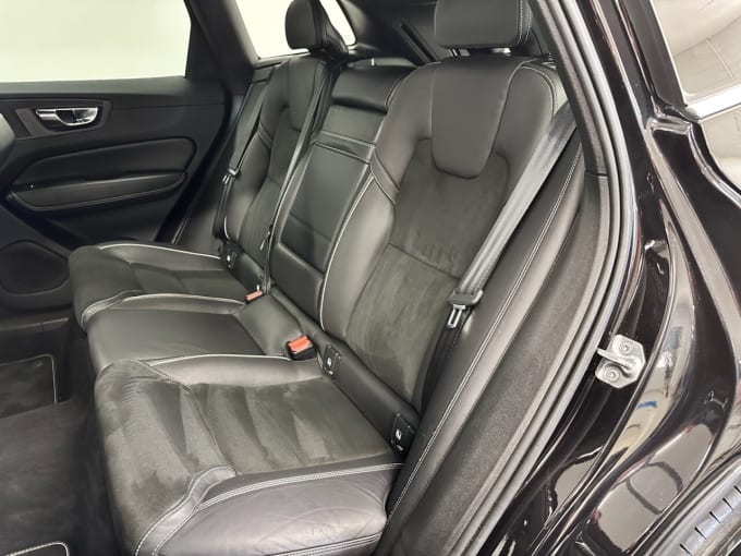 2025 Volvo Xc60