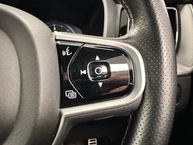 2025 Volvo Xc60