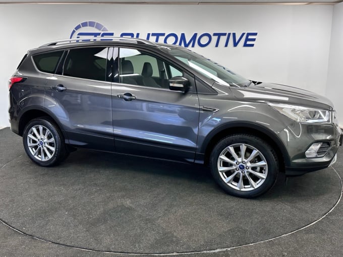 2025 Ford Kuga