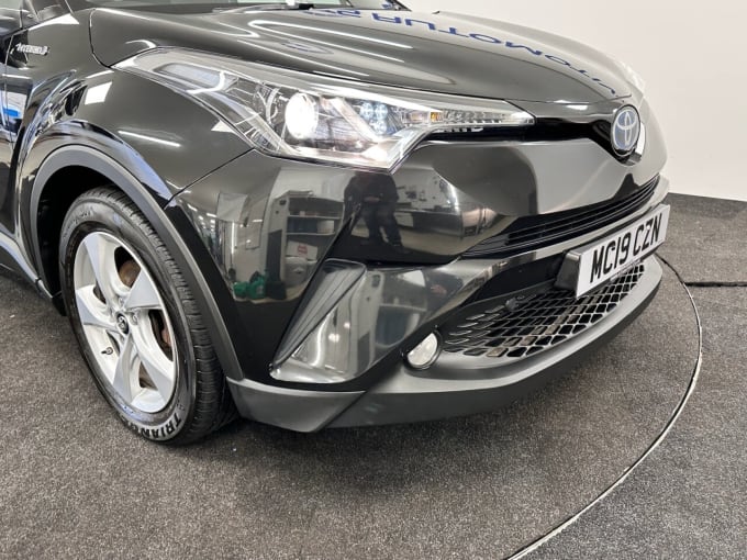 2025 Toyota C-hr