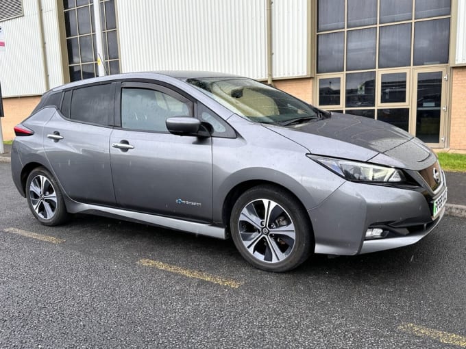 2025 Nissan Leaf