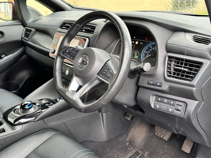 2025 Nissan Leaf