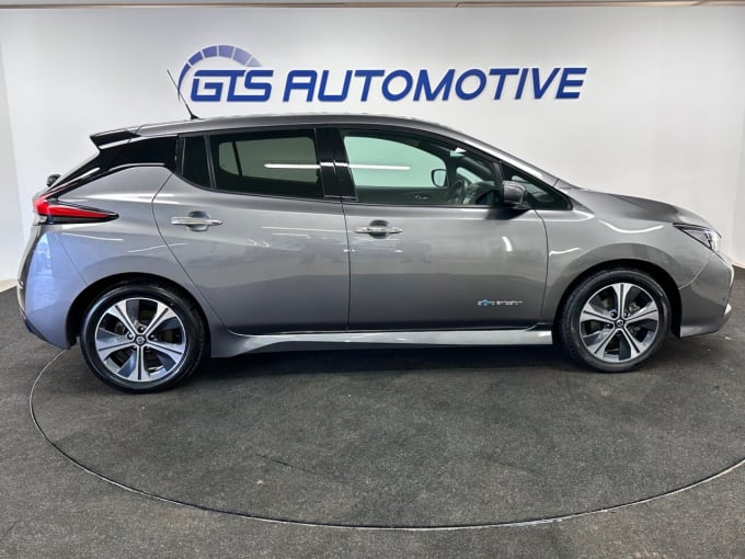 2025 Nissan Leaf
