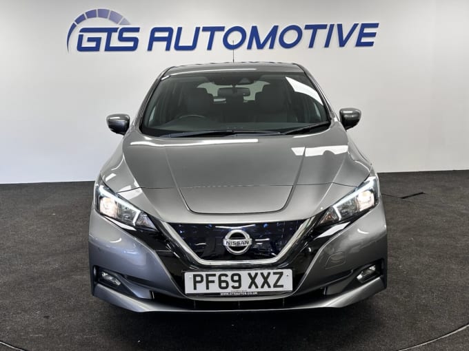 2025 Nissan Leaf