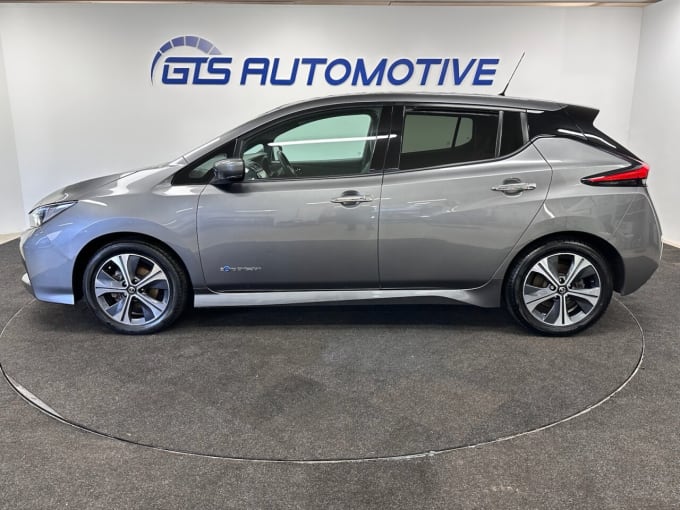 2025 Nissan Leaf