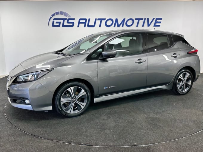 2025 Nissan Leaf