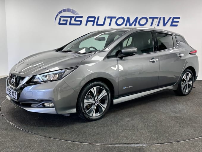 2025 Nissan Leaf