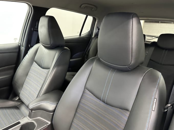 2025 Nissan Leaf