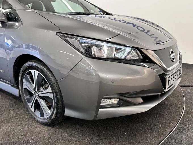 2025 Nissan Leaf
