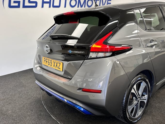 2025 Nissan Leaf