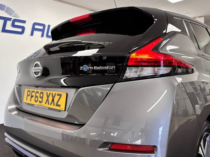 2025 Nissan Leaf
