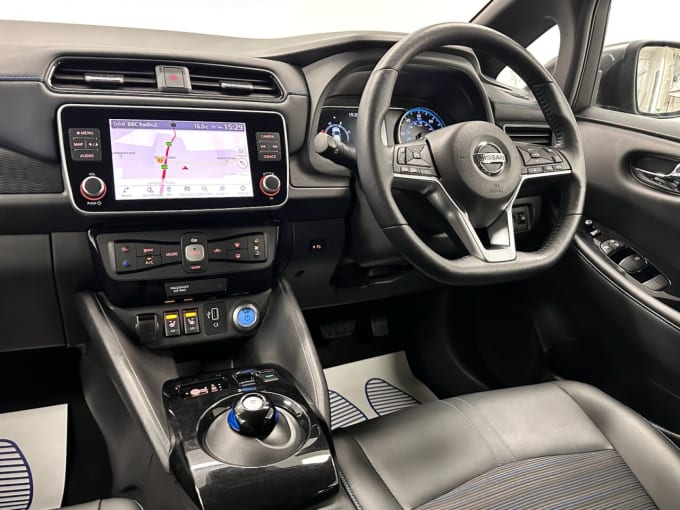 2025 Nissan Leaf