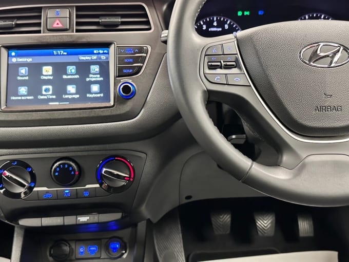 2025 Hyundai I20