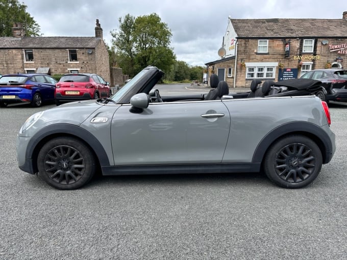 2025 Mini Convertible