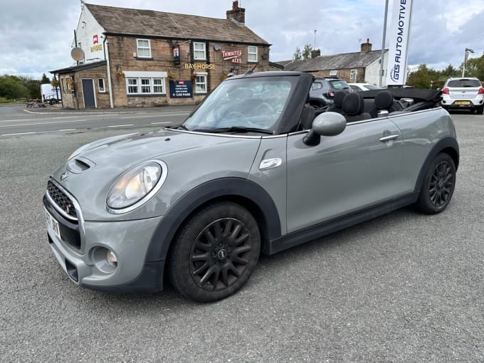 2025 Mini Convertible