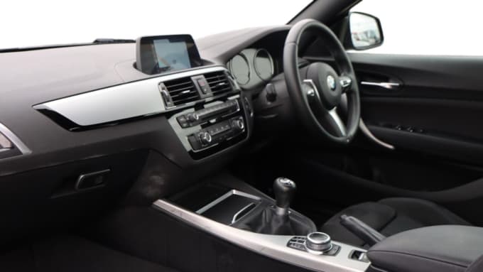 2025 BMW 2 Series Convertible
