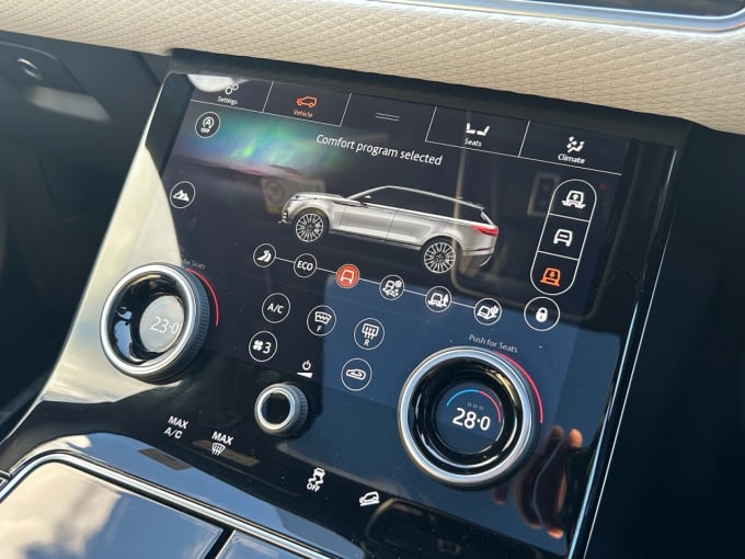 2025 Land Rover Range Rover Velar