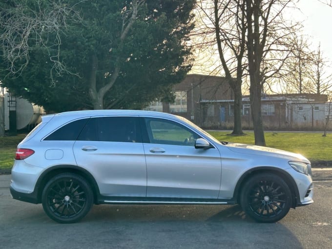 2025 Mercedes-benz Glc