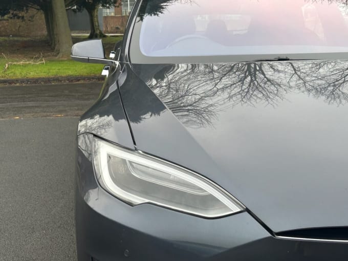 2025 Tesla Model S