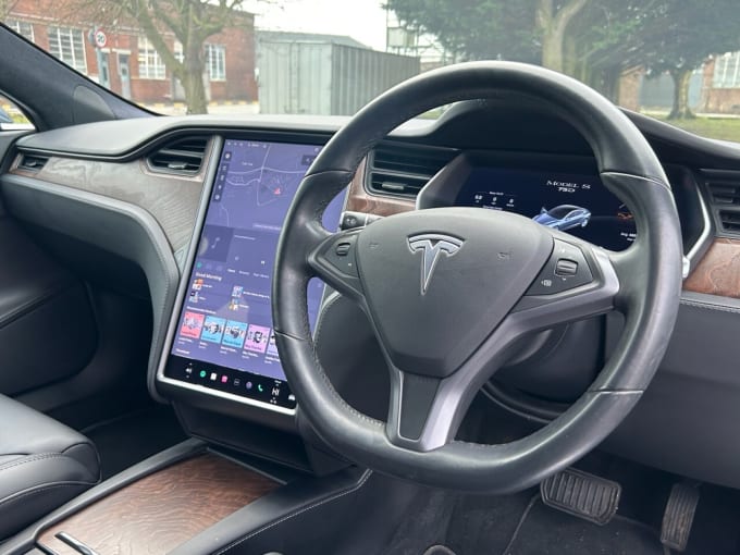 2025 Tesla Model S