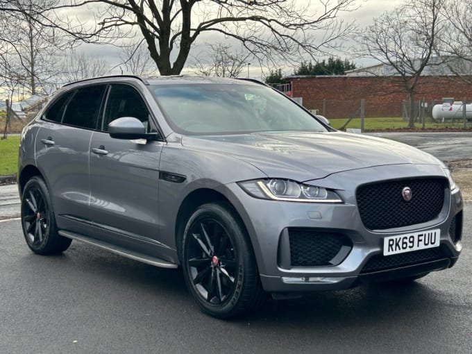 2025 Jaguar F-pace