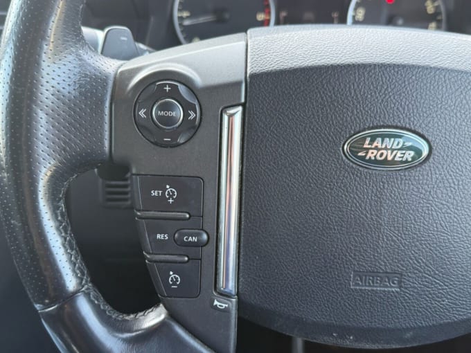 2025 Land Rover Discovery 4