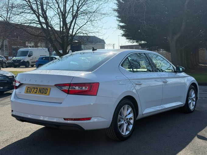 2025 Skoda Superb