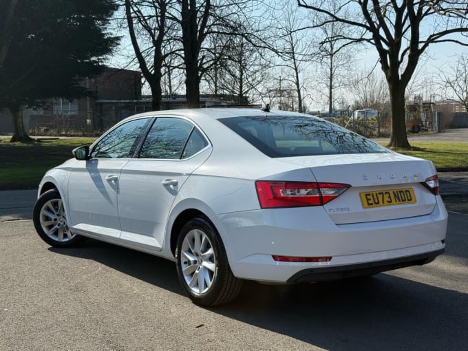 2025 Skoda Superb