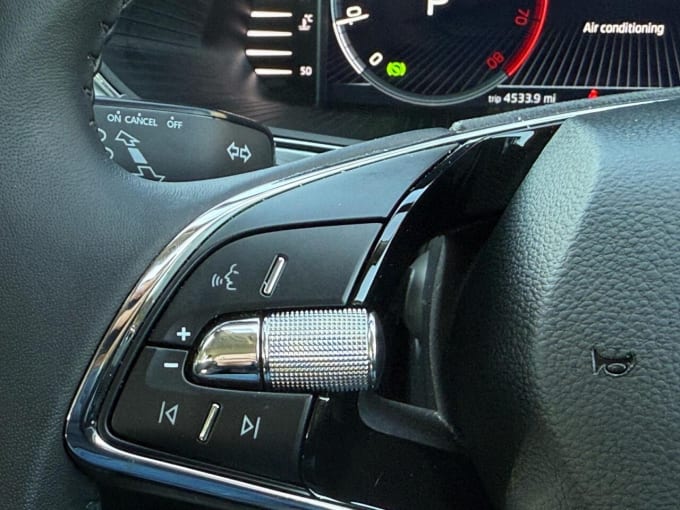 2025 Skoda Superb