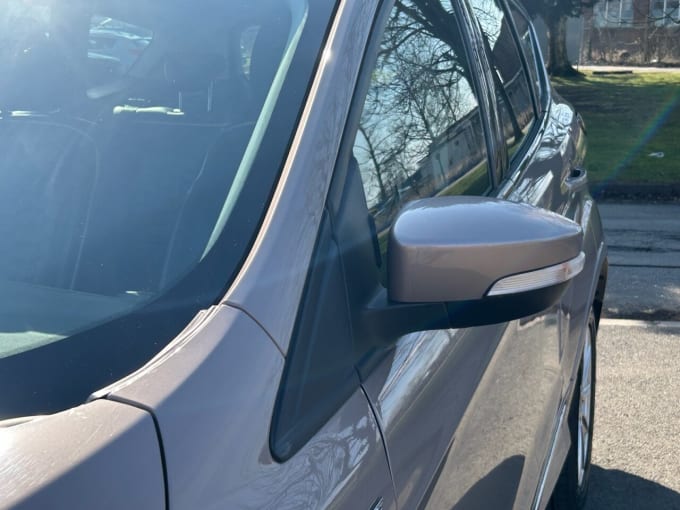 2025 Ford Kuga