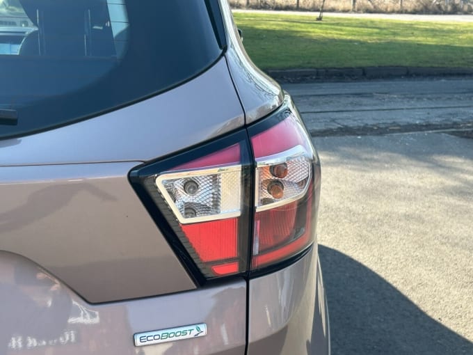 2025 Ford Kuga