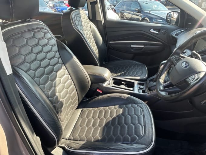 2025 Ford Kuga
