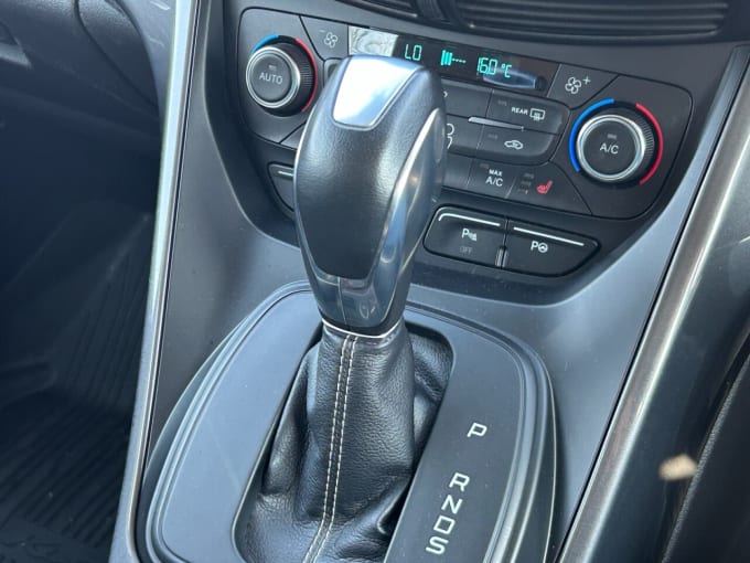 2025 Ford Kuga