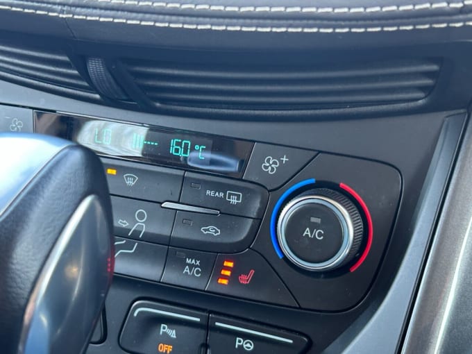 2025 Ford Kuga