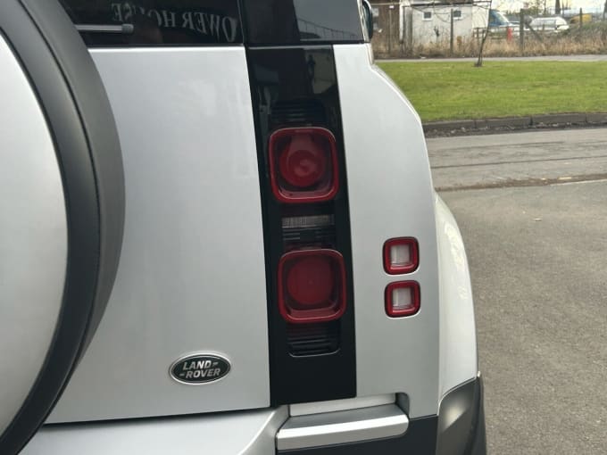 2025 Land Rover Defender