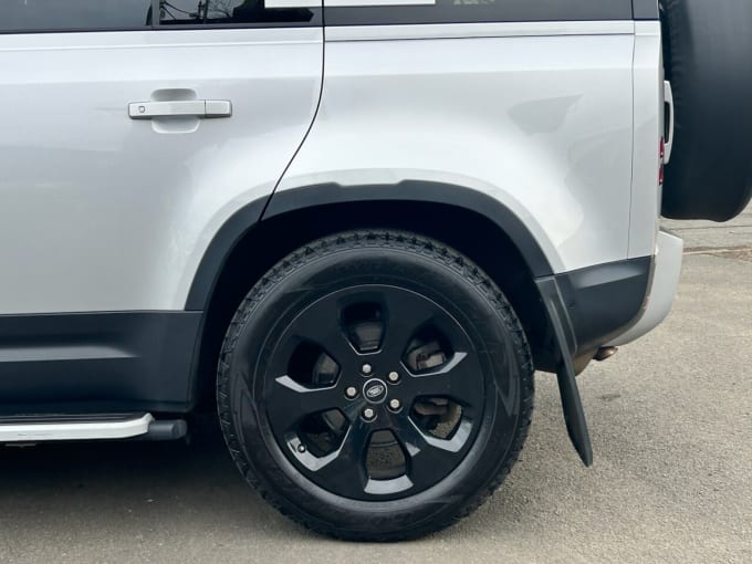 2025 Land Rover Defender