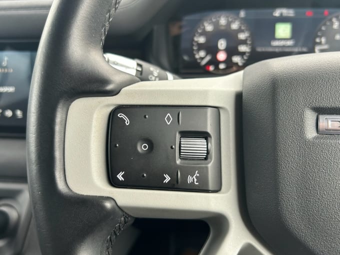 2025 Land Rover Defender