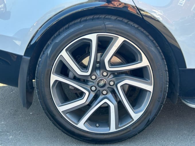 2025 Land Rover Discovery